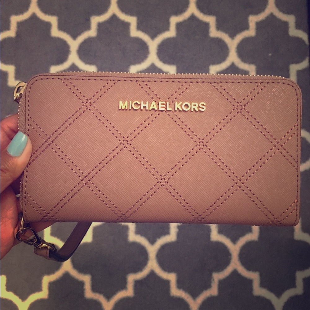 Michael Kors Cross Stitch Multifunction Wristlet